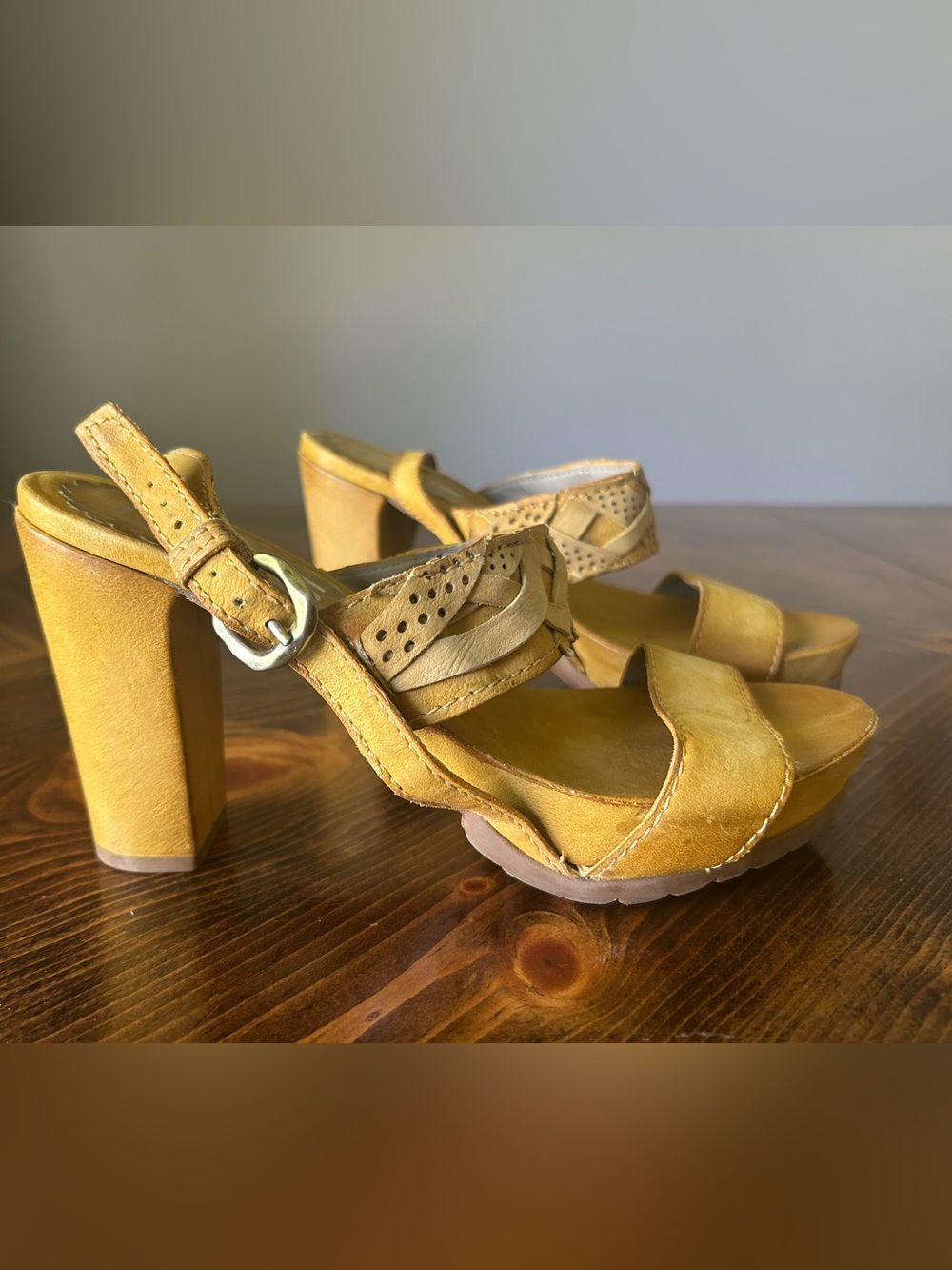MJUS Leather Heeled Sandals
